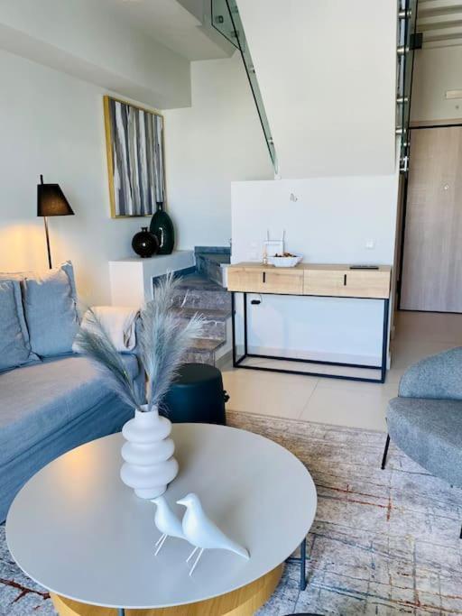 Luxury Maisonette With Shared Pool Афины Экстерьер фото